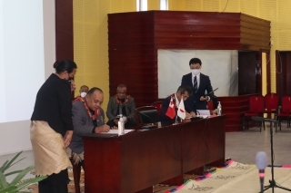 無償資金協力3案件に関する署名式の実施